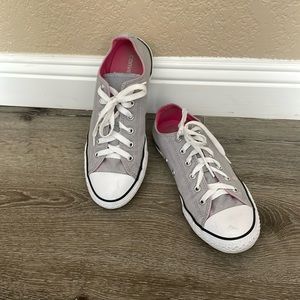 Women’s converse shoes